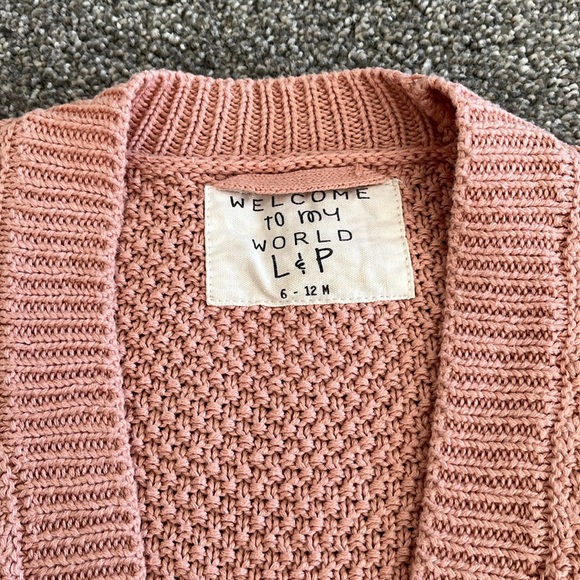 Perfect condition! L&P Apparel Peach Cardigan 6-12M (fits big) - Picture 3 of 3